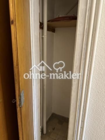 Besenkammer in der Küche