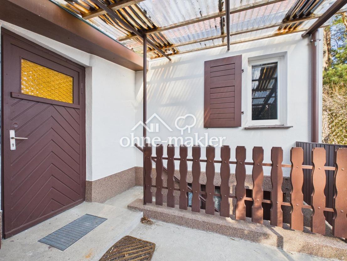 Hauseingang/Kellerzugang