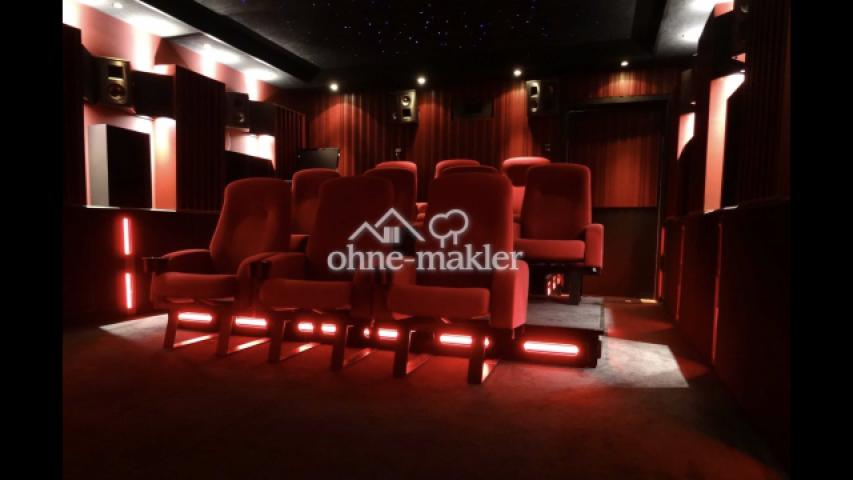 Privatkino mit 10 Plätzen