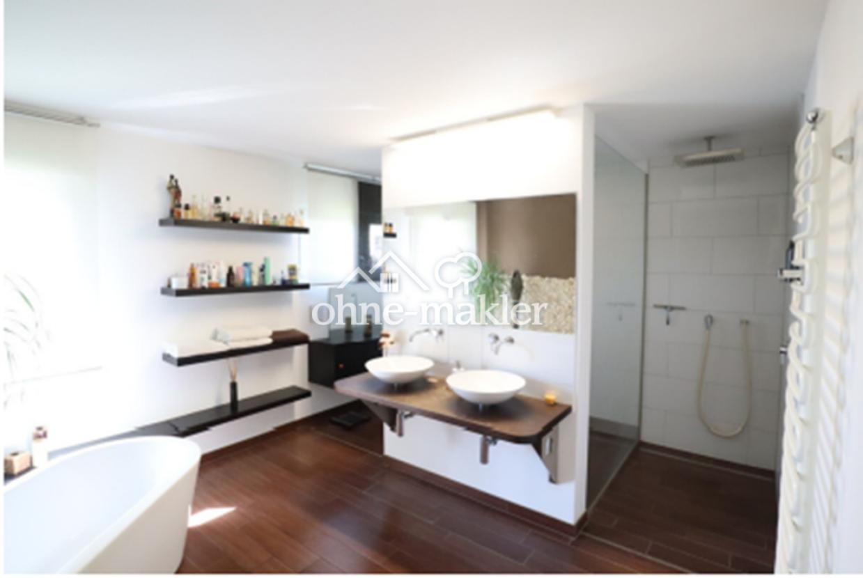 Badezimmer EG