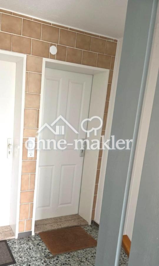 Wohnungseingang EG rechts