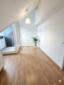 Wohnraum mit eigenem Balkon