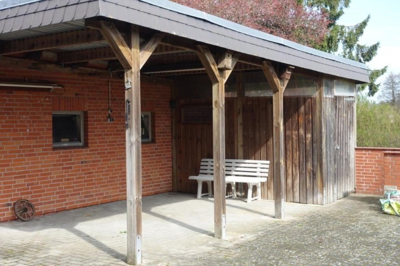 Carport