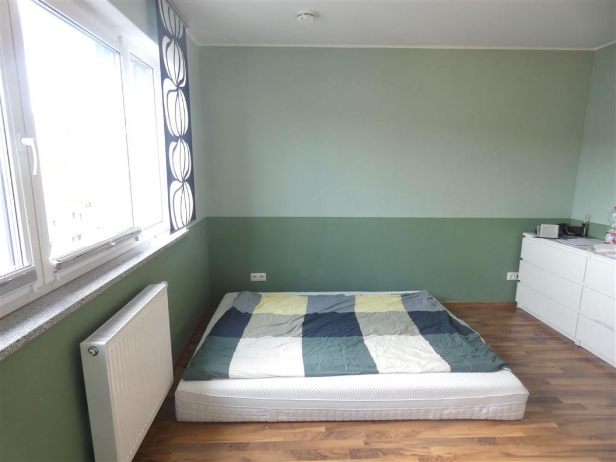 Schlafzimmer 1