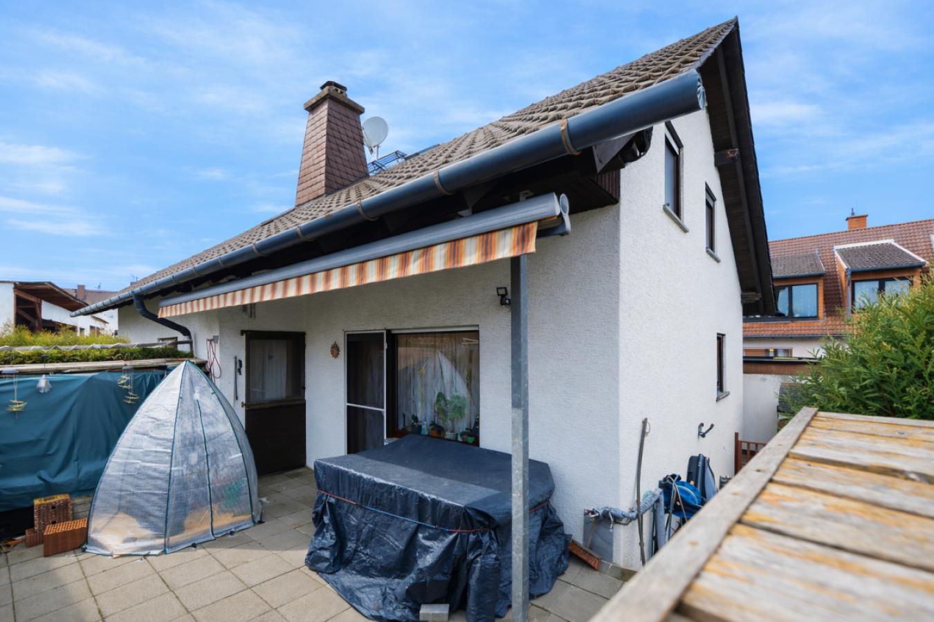Südterrasse mit Markise