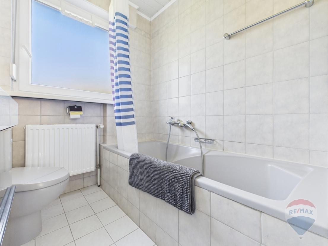Badezimmer EG