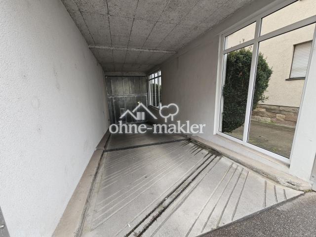 Tiefgarageneinfahrt 