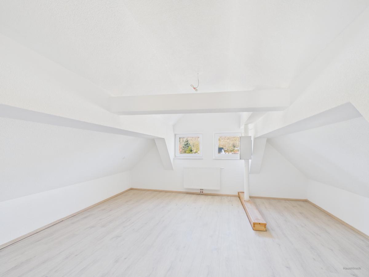 Schlafzimmer (2)