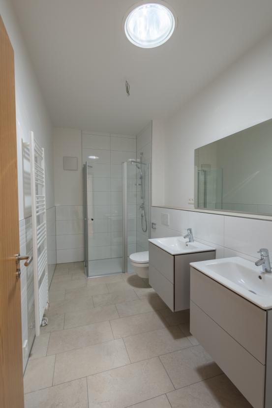Badezimmer 2