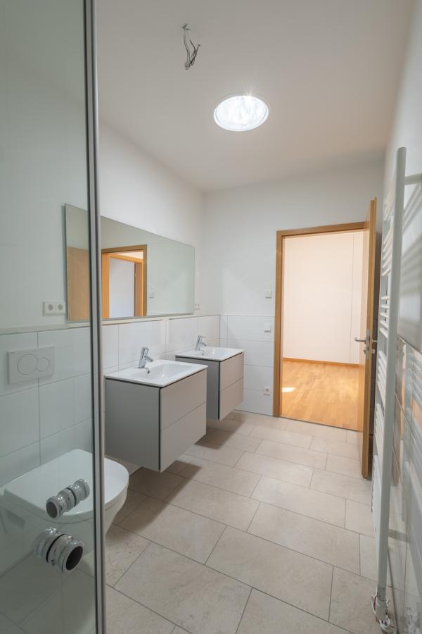 Badezimmer 2