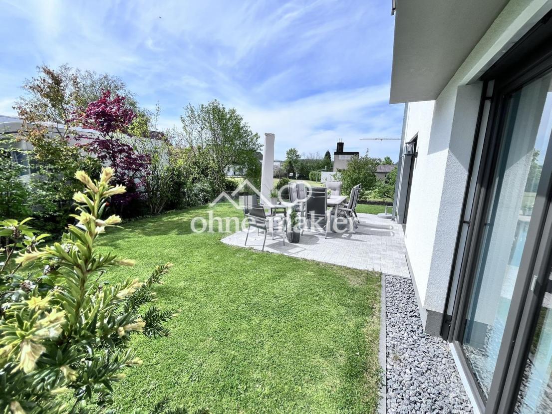 Terrasse und Garten