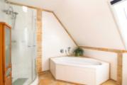 Badezimmer DG