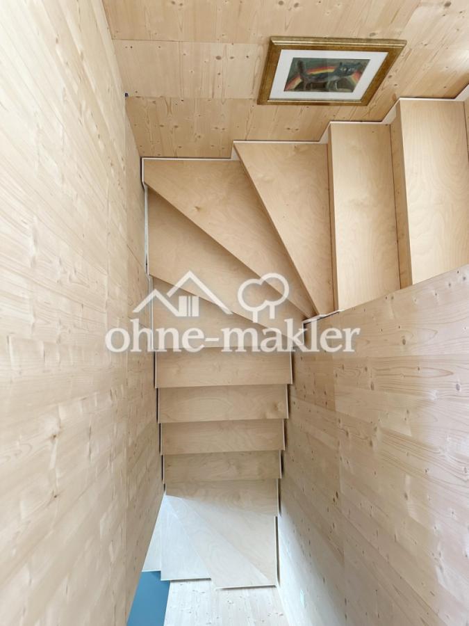 DG Treppe