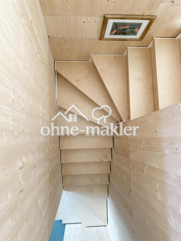 DG Treppe
