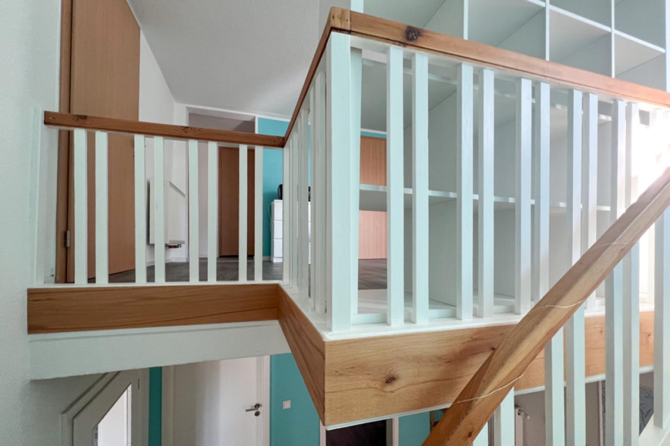 Holzgeländer Treppenhaus