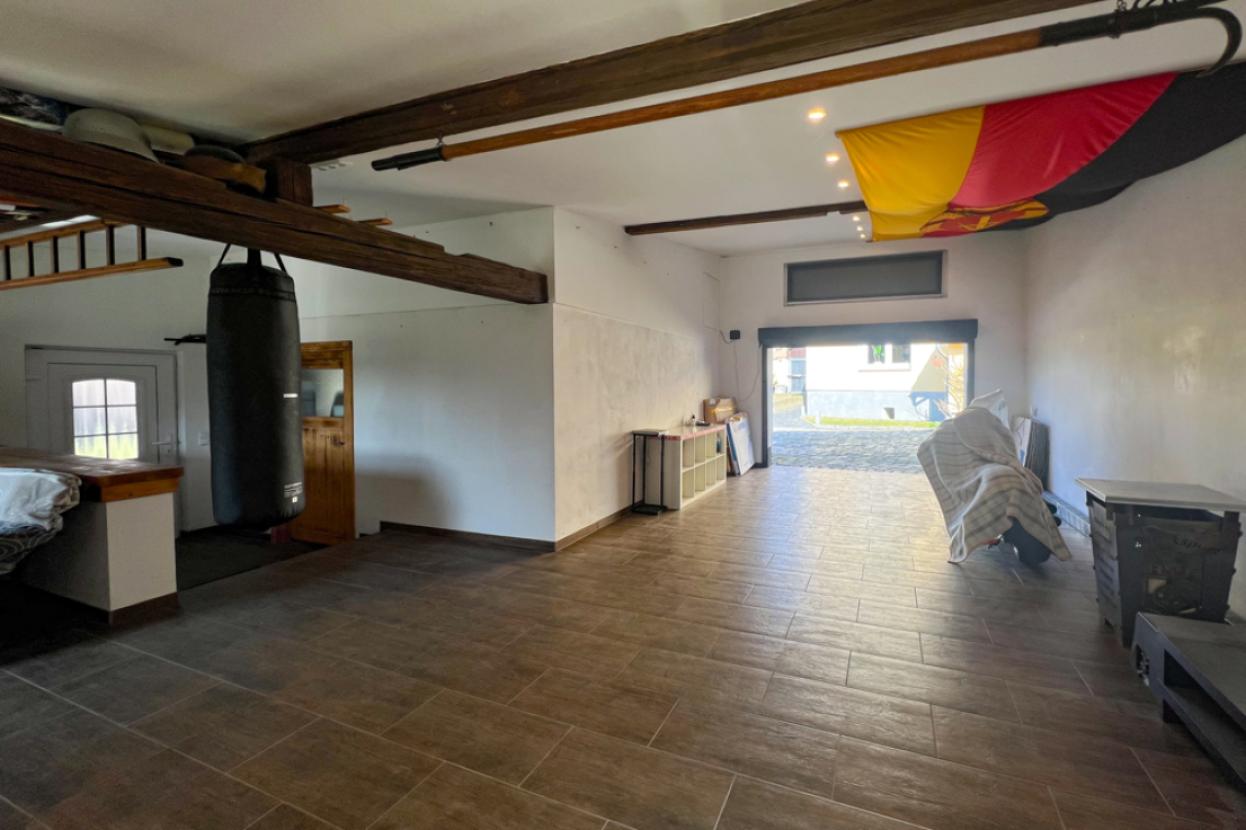 Perfekt ausgebautes Hinterhaus