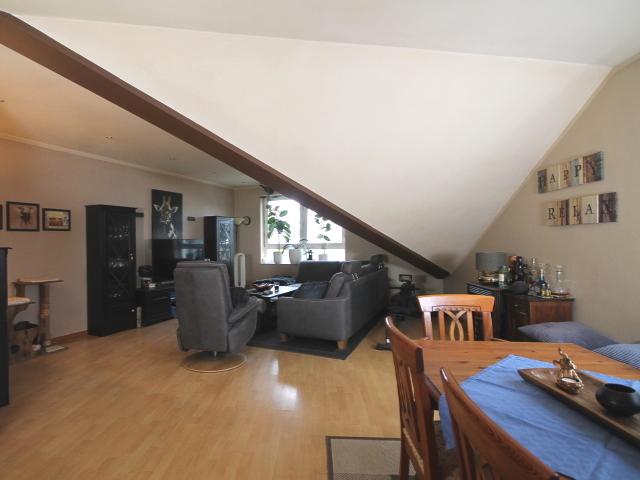 Wohn-/Esszimmer Bild 21