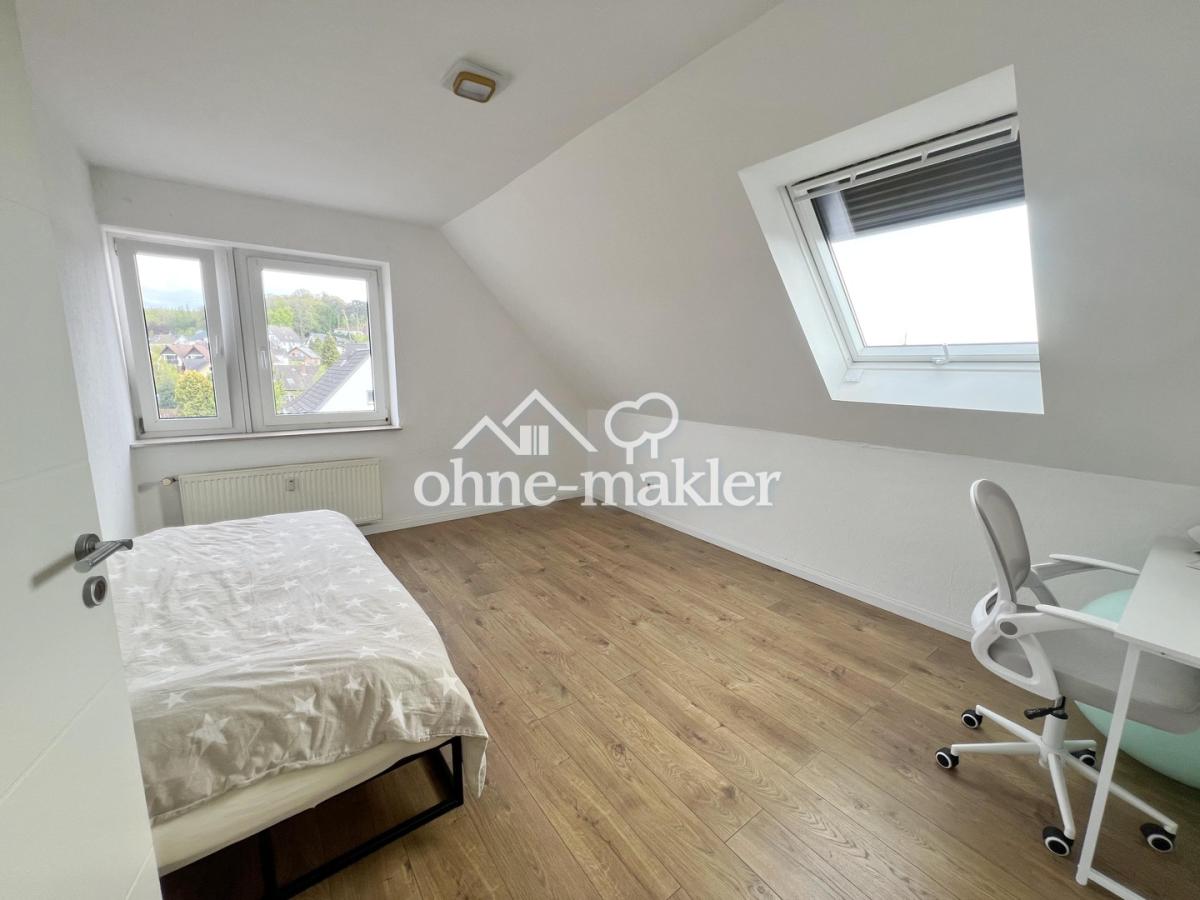 Zimmer rechts im DG