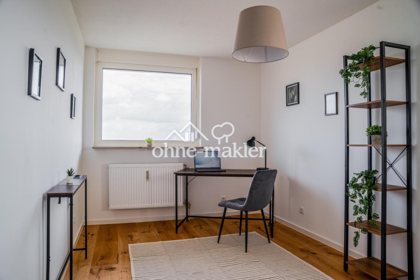 Büro / Kinderzimmer