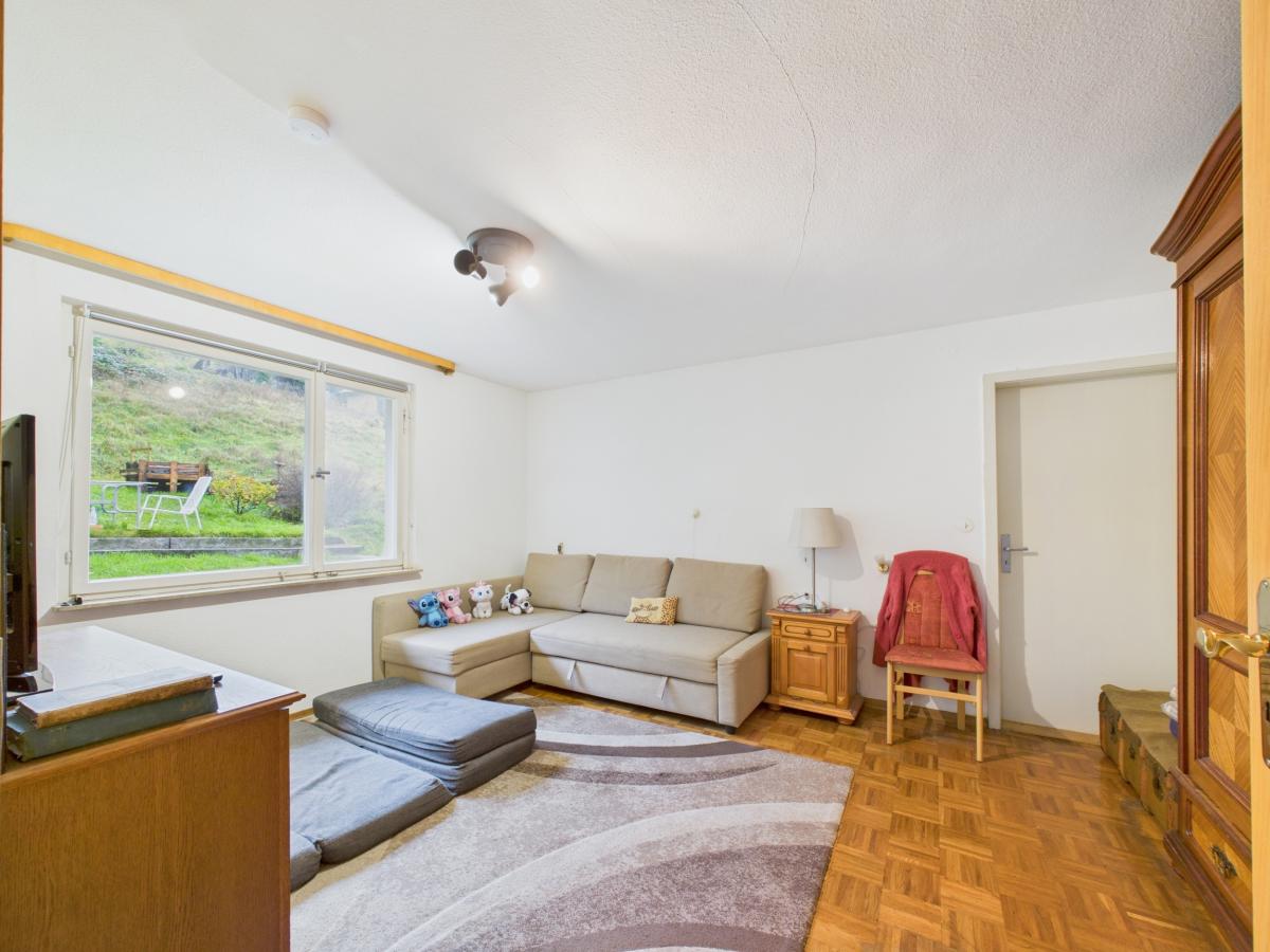 CAM03694G0-PR0041-STILL023