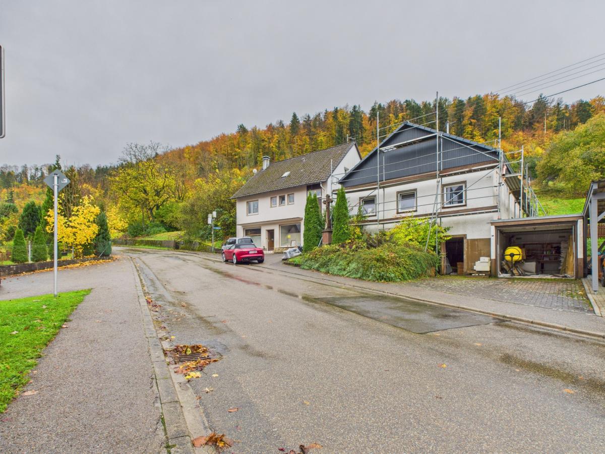 CAM03694G0-PR0041-STILL046