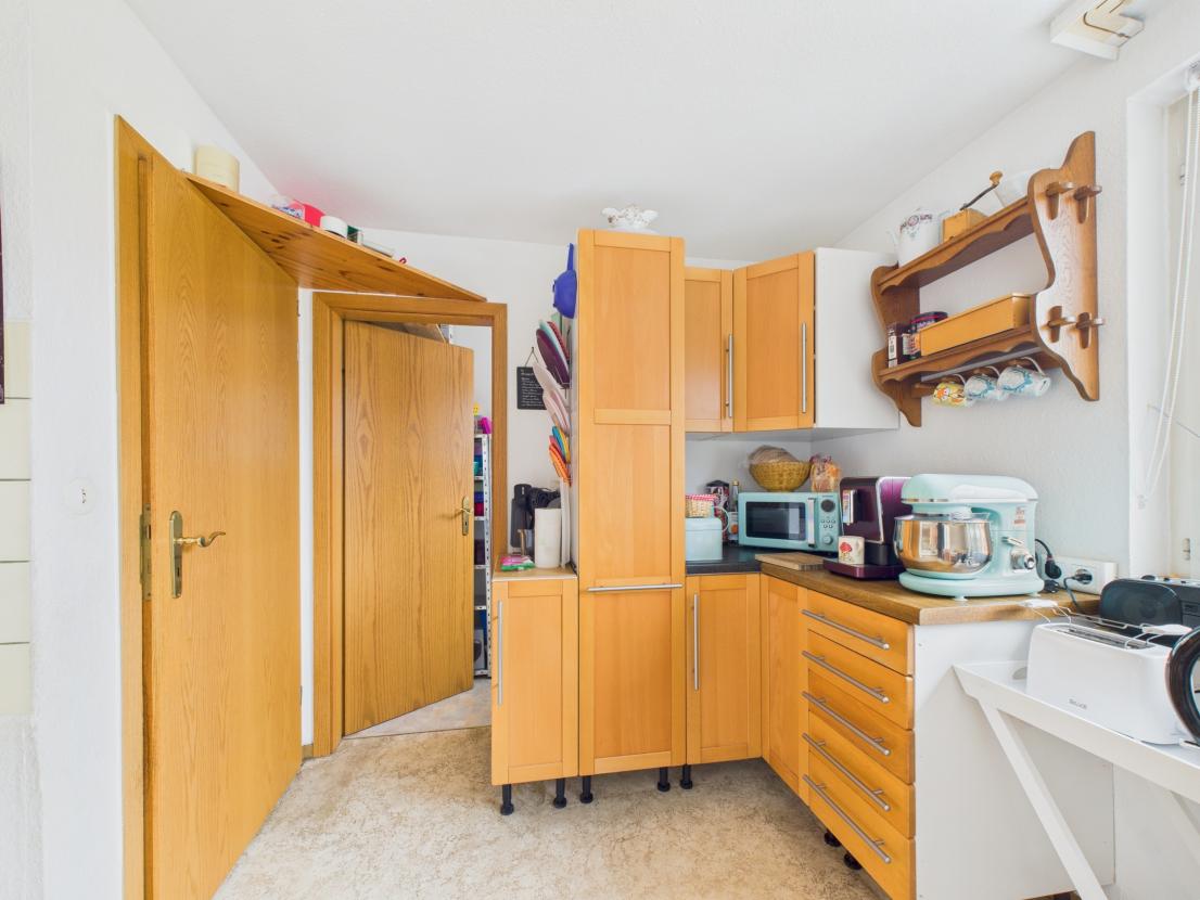 CAM03694G0-PR0041-STILL030