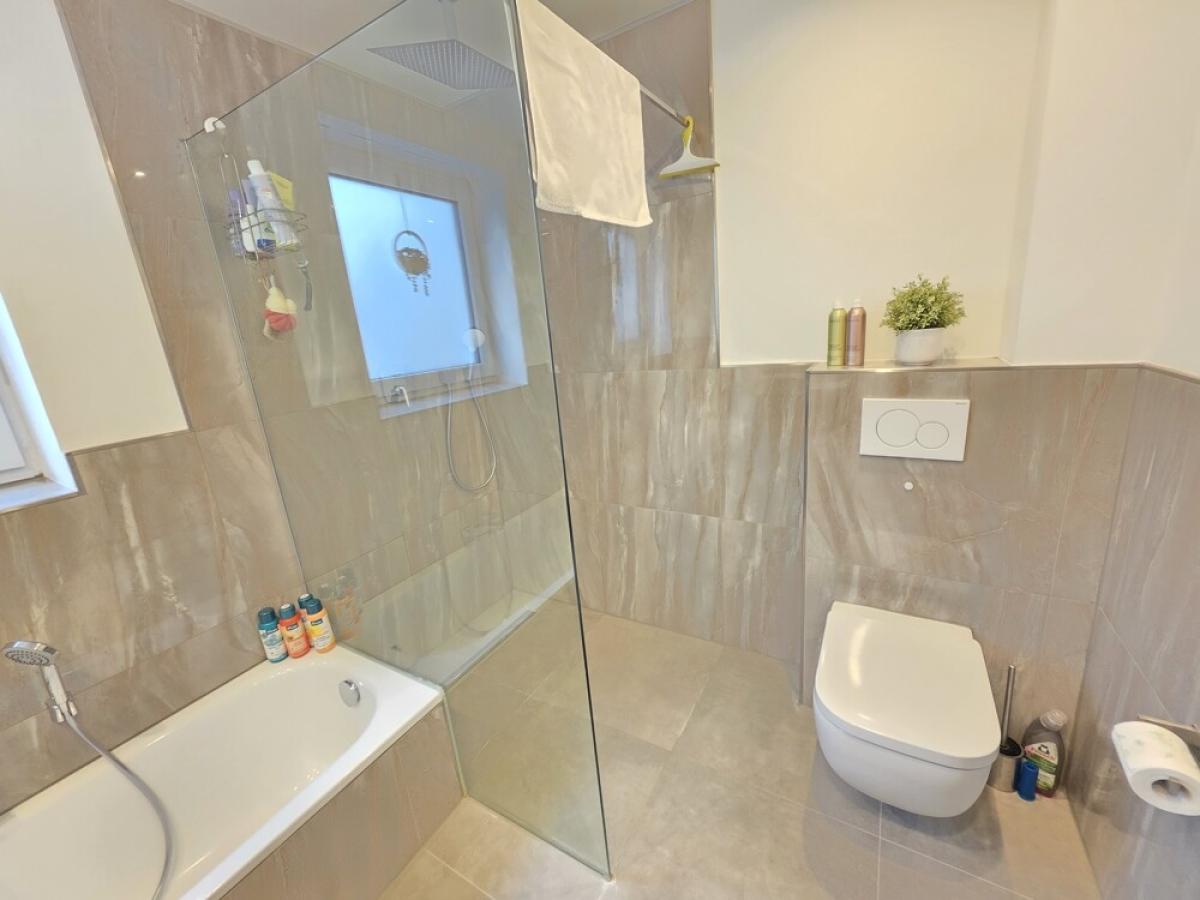 Bad / Dusche