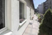 Zugang über Terrasse