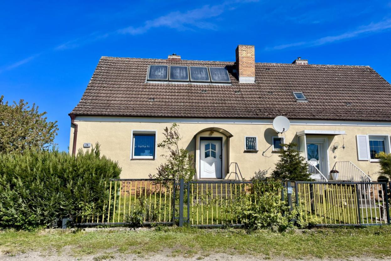 Außenansicht (vorne)