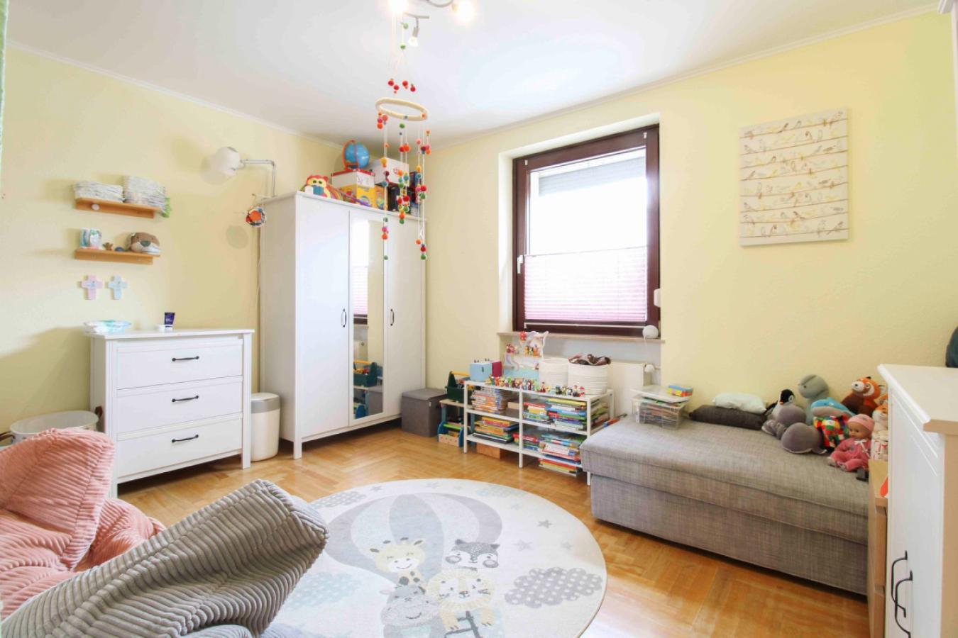 Schlafzimmer 2