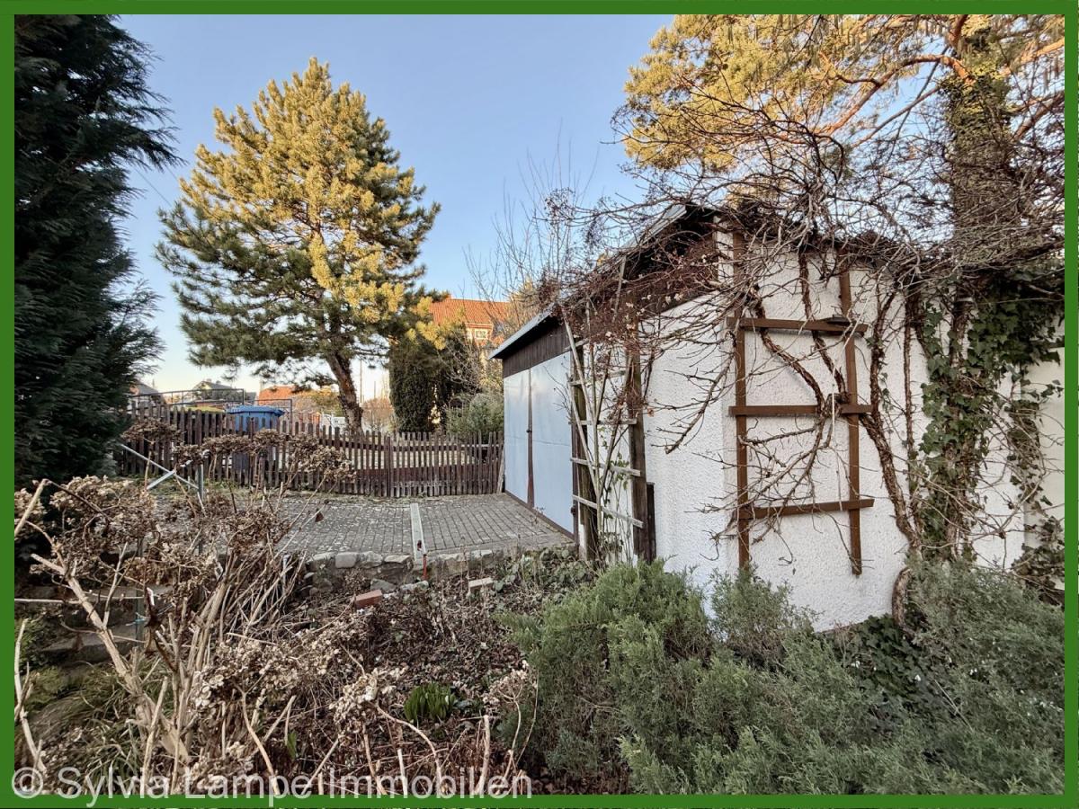 Garage mit Werkstatt