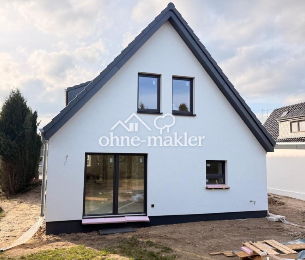 Haus Gartenansicht