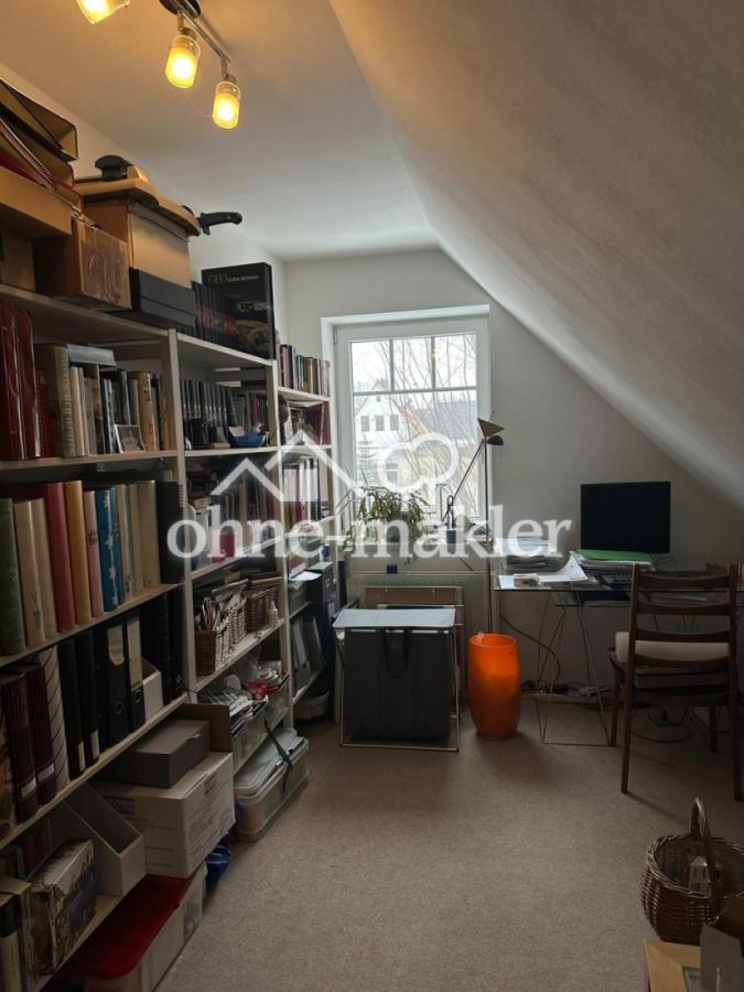 Arbeitszimmer