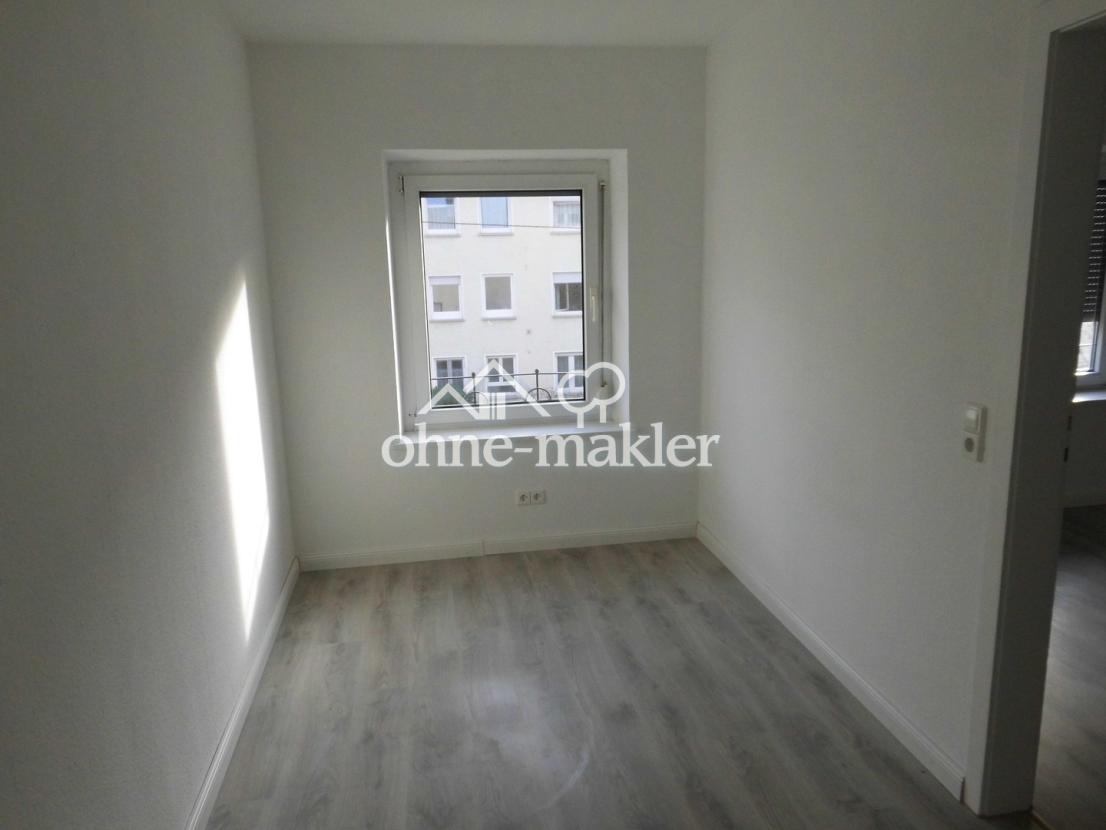 Zimmer 10 qm, 1. OG rechts