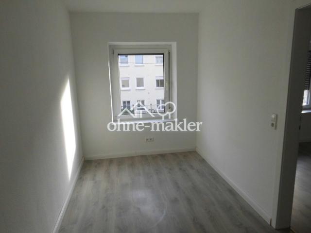 Zimmer 10 qm, 1. OG rechts