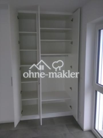 großer Einbauschrank