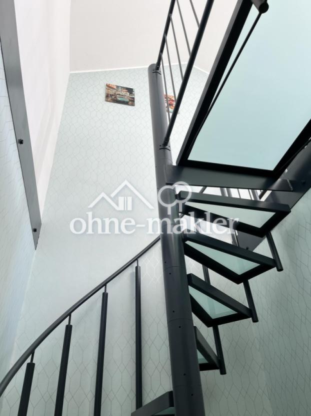 Stairs to Workspace/Gallery