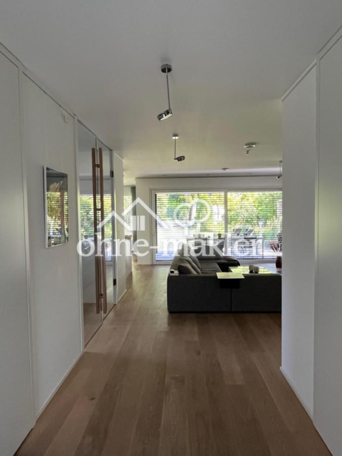 Blick ins Wohnzimmer vom Flur