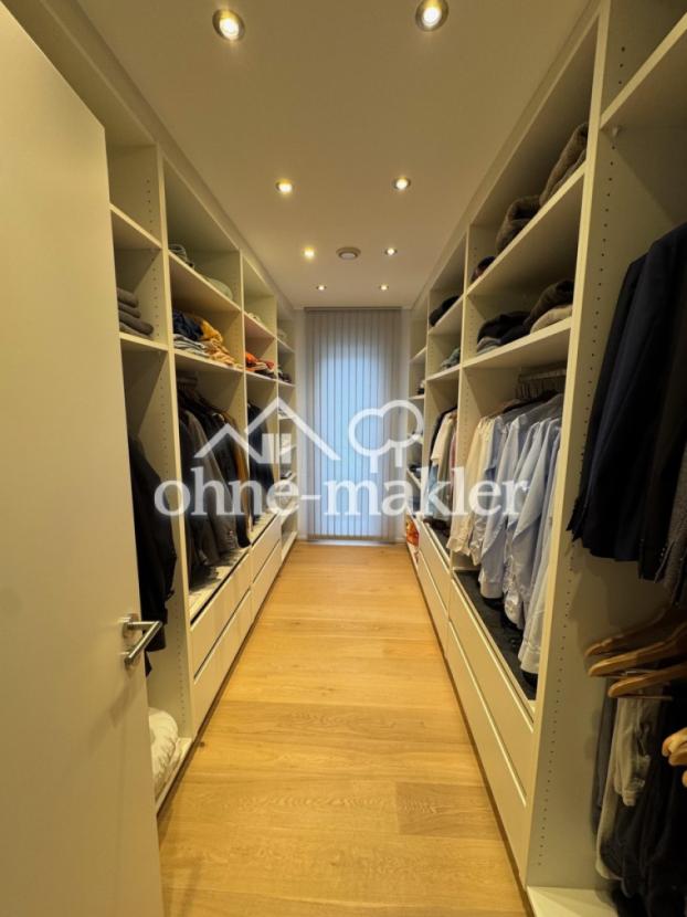 OG, En Suite Ankleide