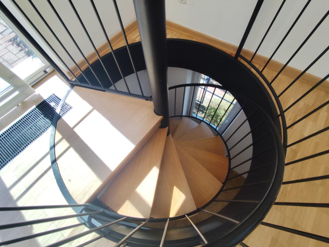 Treppe ins UG