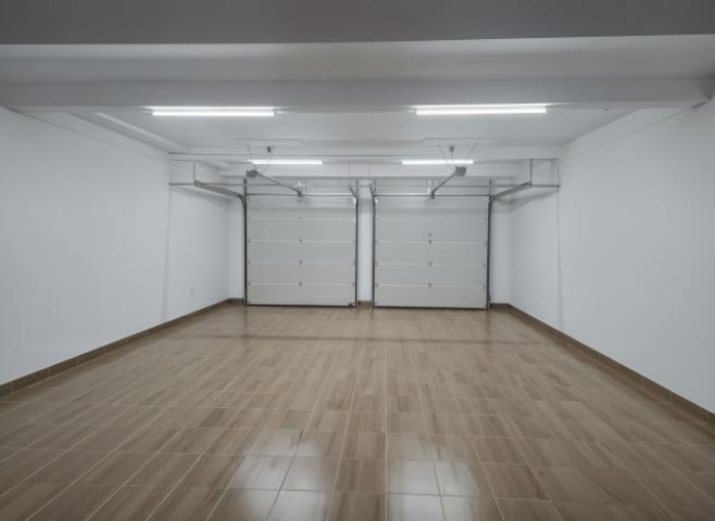 Garage [rechts/vordere Seite]