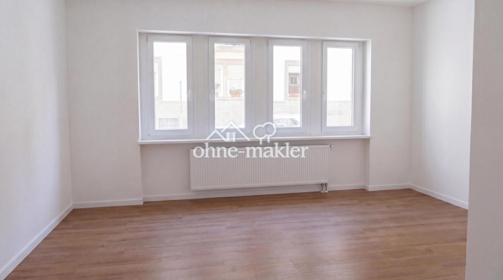 Wohn & Schlafzimmer