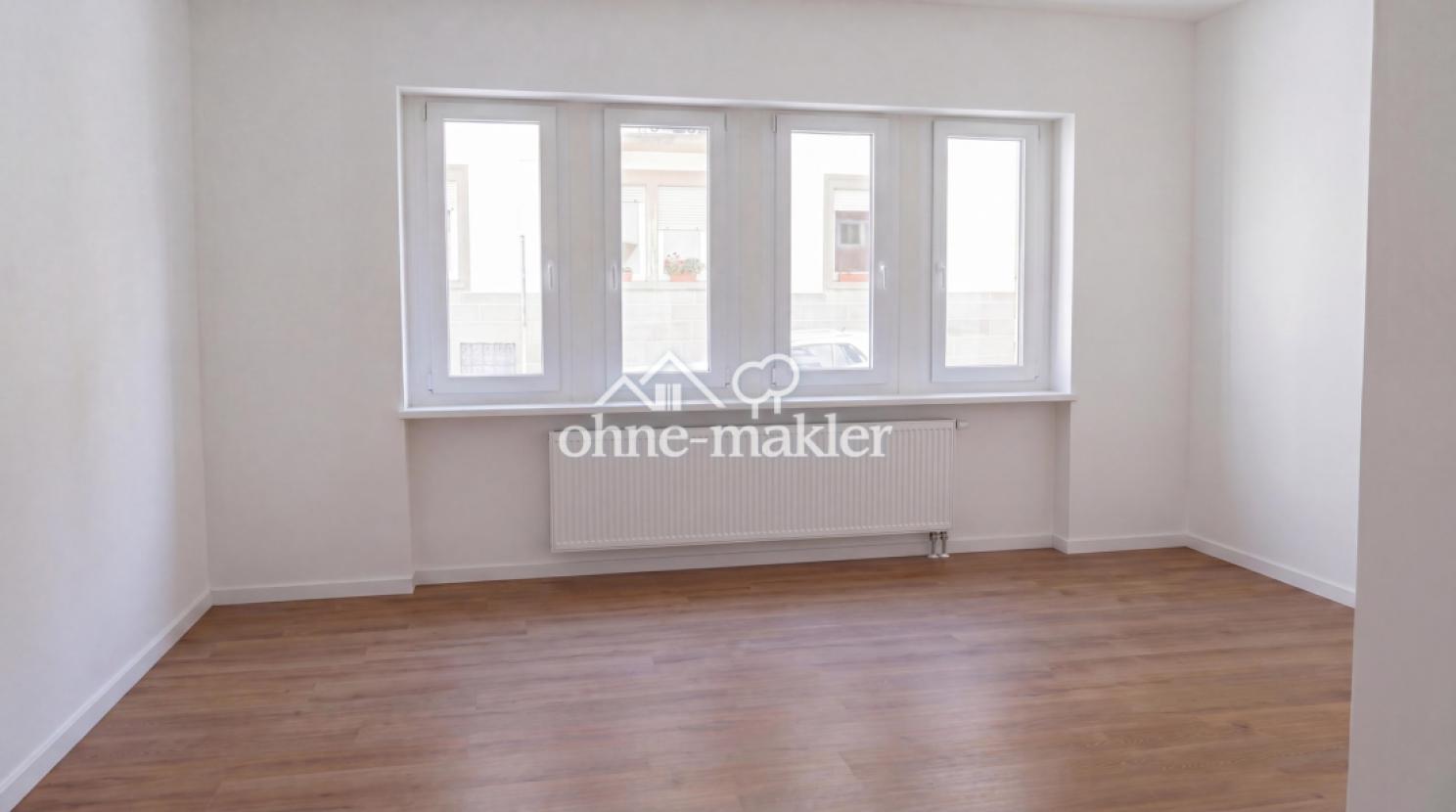 Wohn & Schlafzimmer