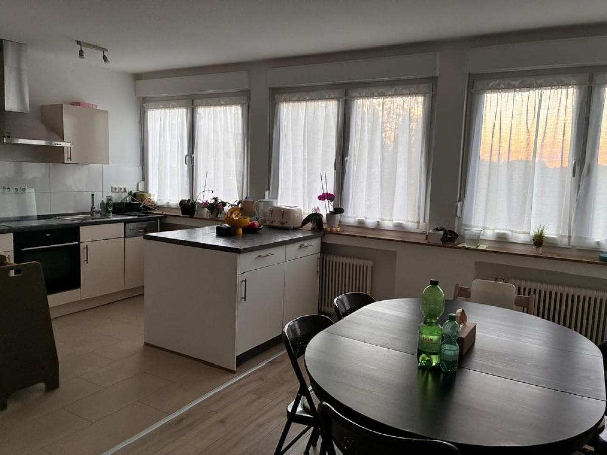 Küche & Esszimmer