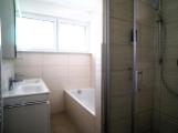 Blick ins Bad 2