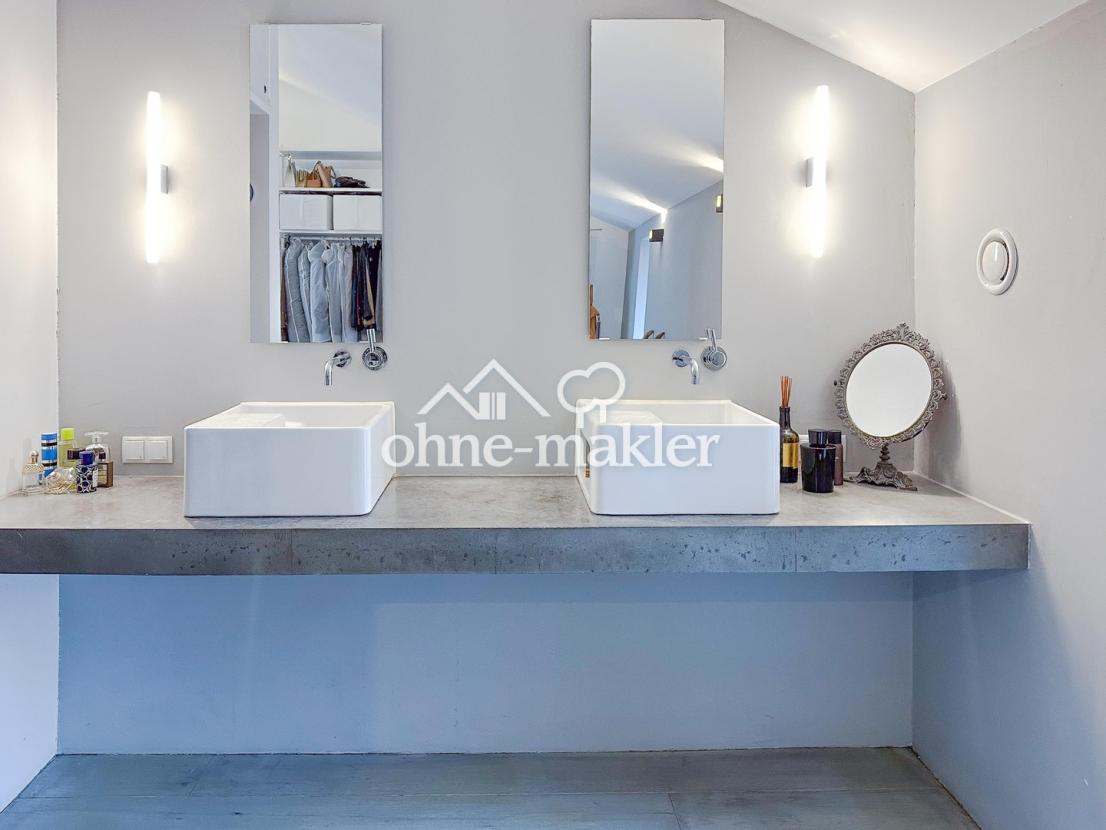 2. OG Master Bathroom