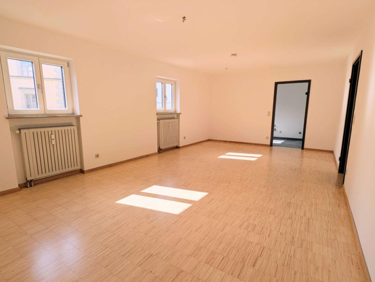 Wohnzimmer Blick zur Küche