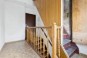 Vermietetes Haus - Treppenhaus OG
