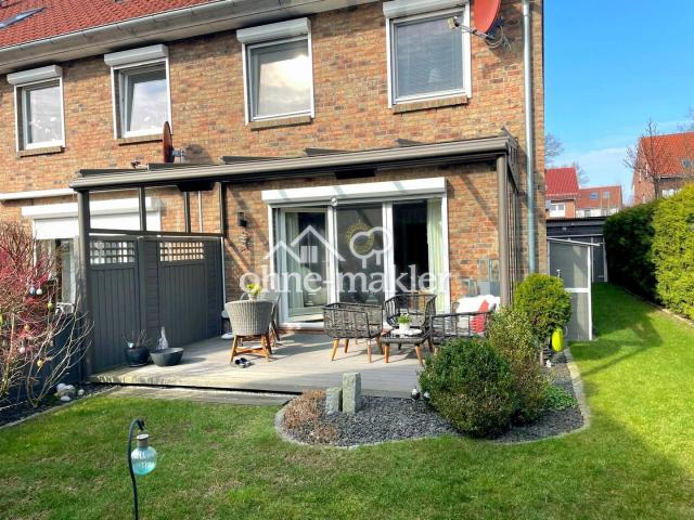 Rückansicht/Terrasse