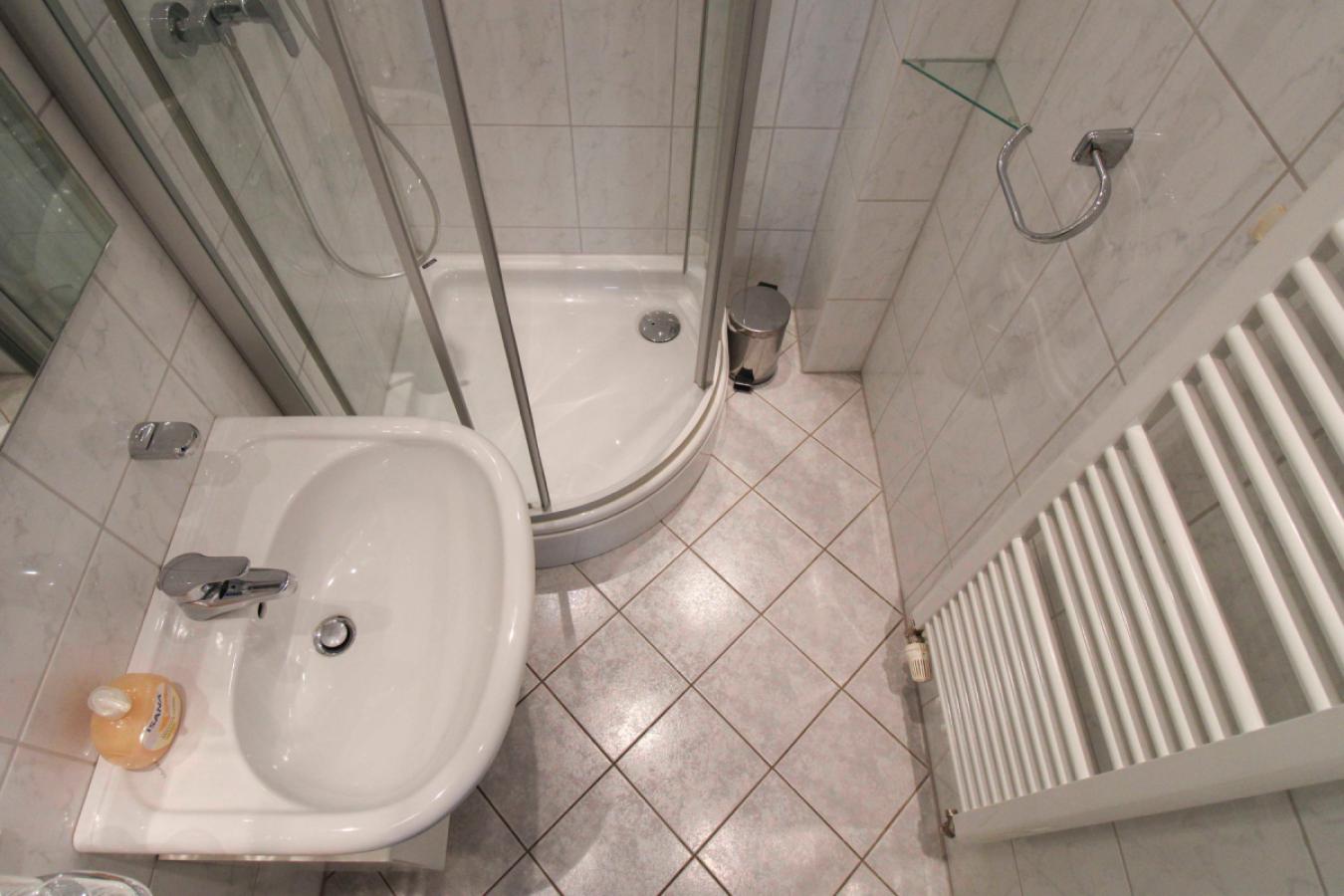 Badezimmer (2)